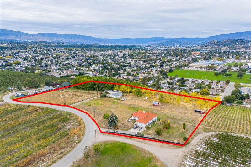 848 Webster Road, Kelowna, British Columbia (MLS 10325190)