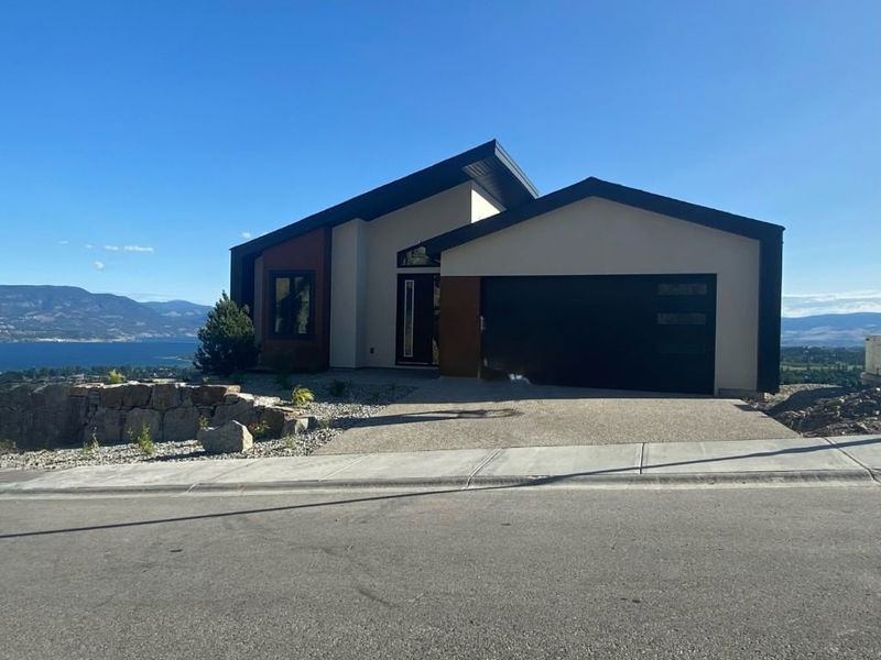 1018 Emslie Street, Kelowna, British Columbia (MLS 10328457)