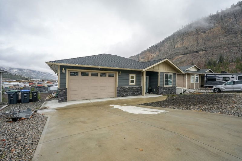 8752 Palmer Place, Summerland, British Columbia (MLS 10328946)