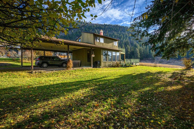 8660 Harbour Heights Road, Vernon, British Columbia (MLS 10329572)