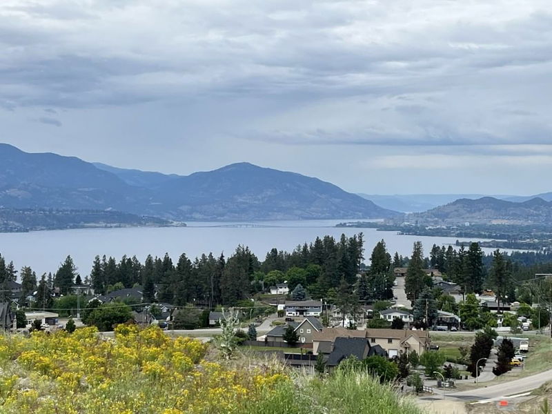 507 Trumpeter Road, Kelowna, British Columbia (MLS 10330559)