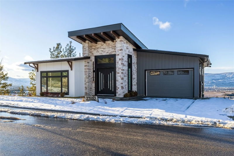 2302 Lavetta Drive, Kelowna, British Columbia (MLS 10330816)