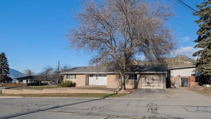 1539 Lawrence Avenue, Penticton, British Columbia