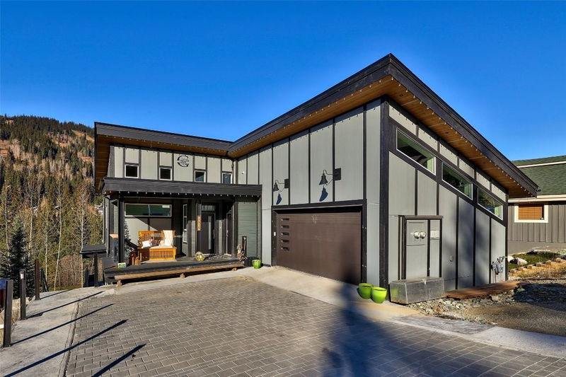 2418 Fairways Drive, Sun Peaks, British Columbia