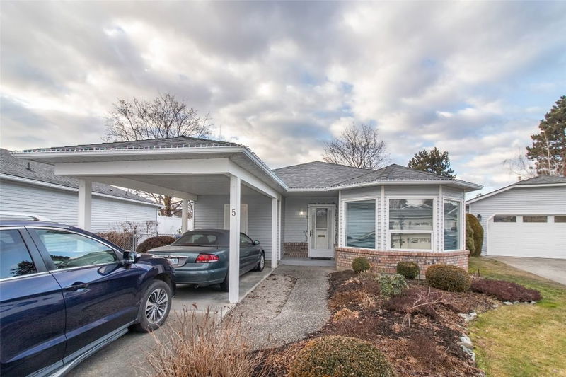 1101 Cameron Avenue #5, Kelowna, British Columbia