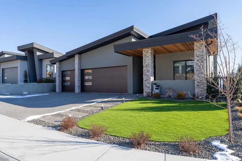 2505 Tallus Heights Drive, West Kelowna, British Columbia