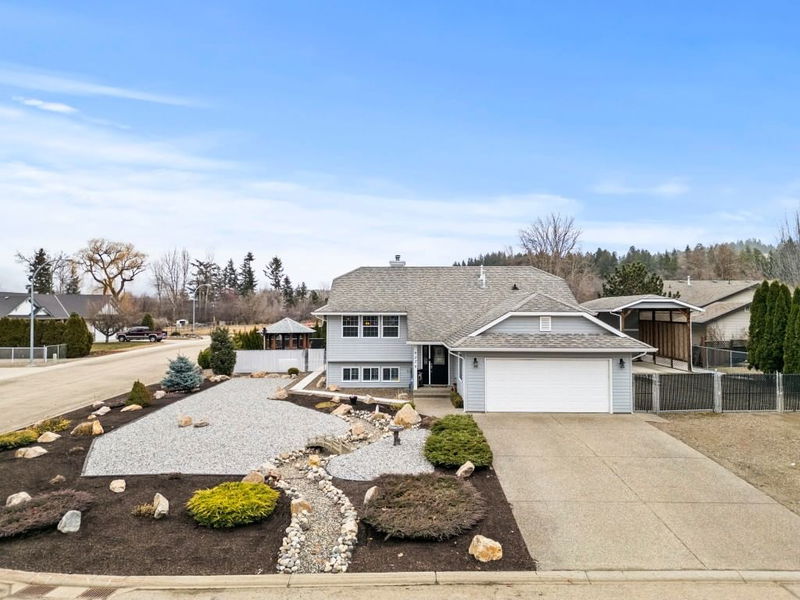 6226 Dawe Court, Coldstream, British Columbia