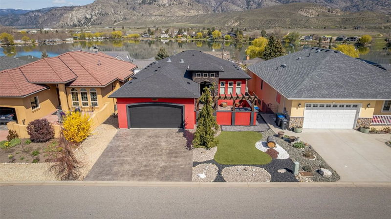 6973 Pinot Place, Oliver, British Columbia