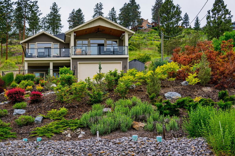 6278 Bulyea Avenue, Peachland, British Columbia