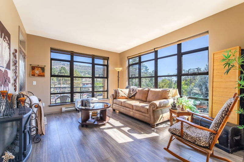 3589 Skaha Lake Road #404, Penticton, British Columbia
