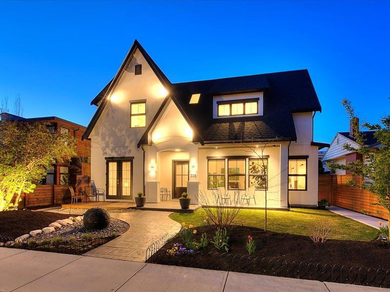 338 Cadder Avenue, Kelowna, British Columbia