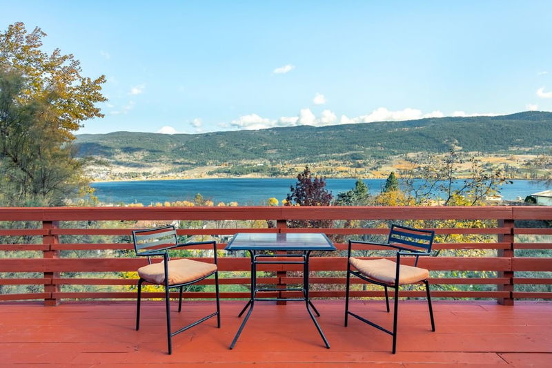 15069 Old Mission Road, Lake Country, British Columbia