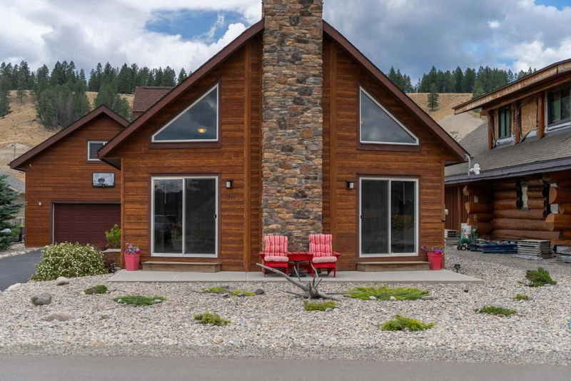 1717 Koocanusa Lake Drive, Koocanusa West, British Columbia