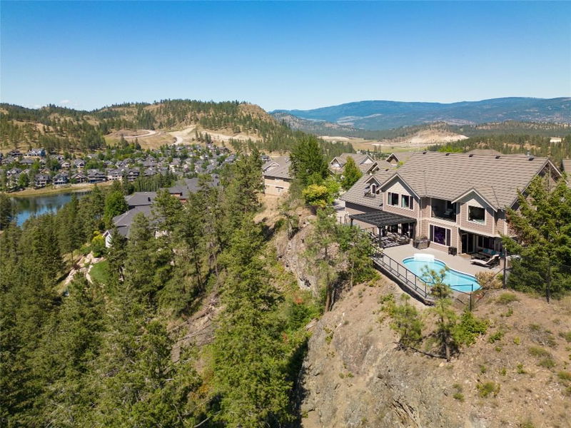 854 Big Rock Court, Kelowna, British Columbia
