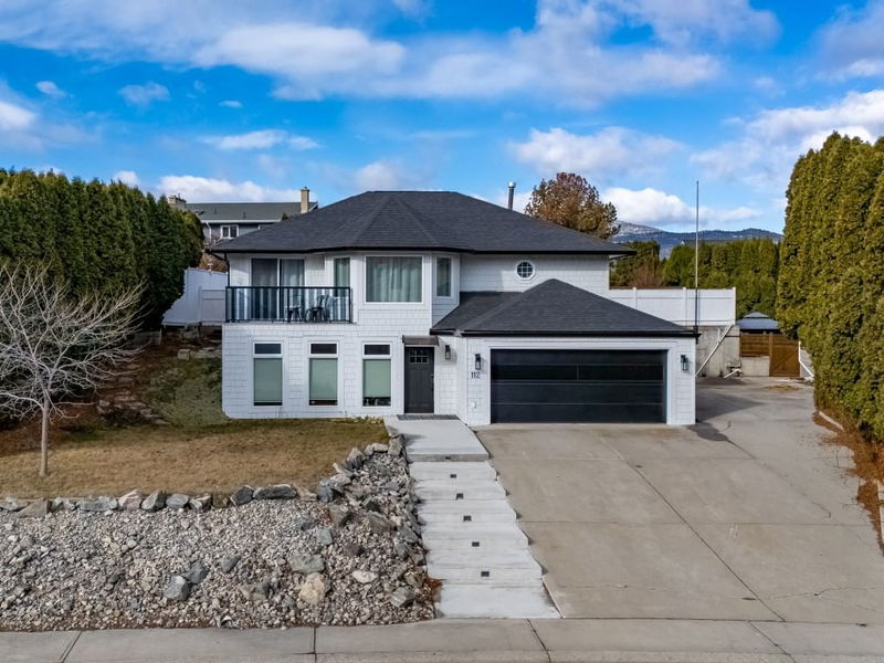 112 Uplands Place, Penticton, British Columbia