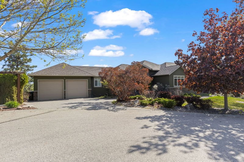 1118 Peak Point Drive, West Kelowna, British Columbia