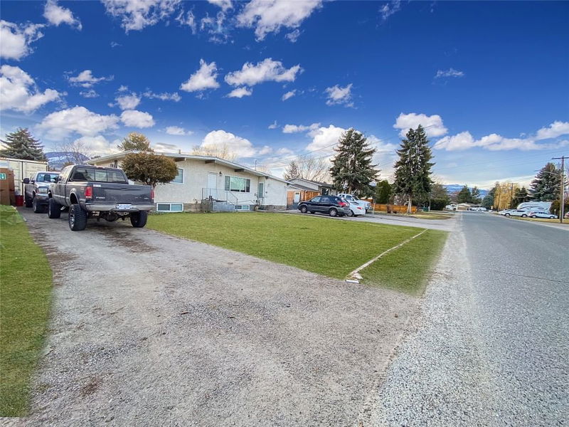 195 Davie Road S, Kelowna, British Columbia