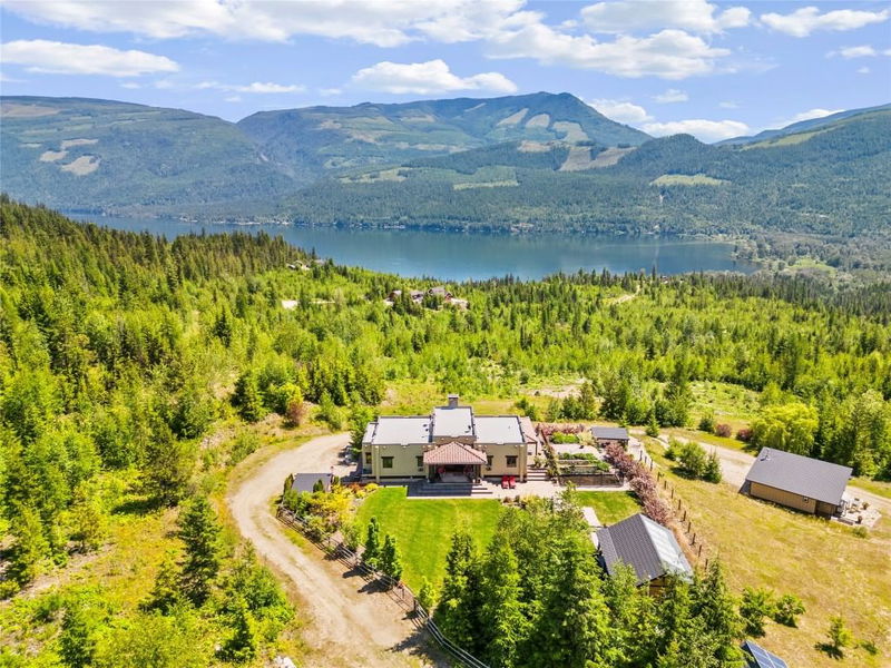 1309 Eagle Ridge Road, Lumby, British Columbia