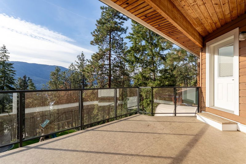 1370 Mckinley Road, Kelowna, British Columbia