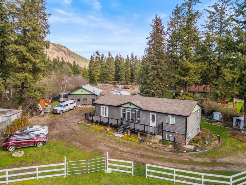 272 Lumby-mabel Lake Road, Lumby, British Columbia