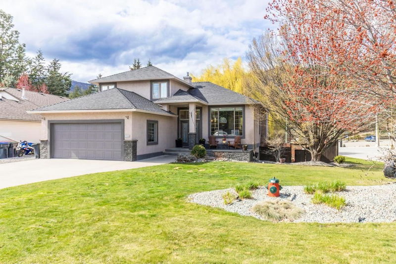2086 Sunview Drive, West Kelowna, British Columbia