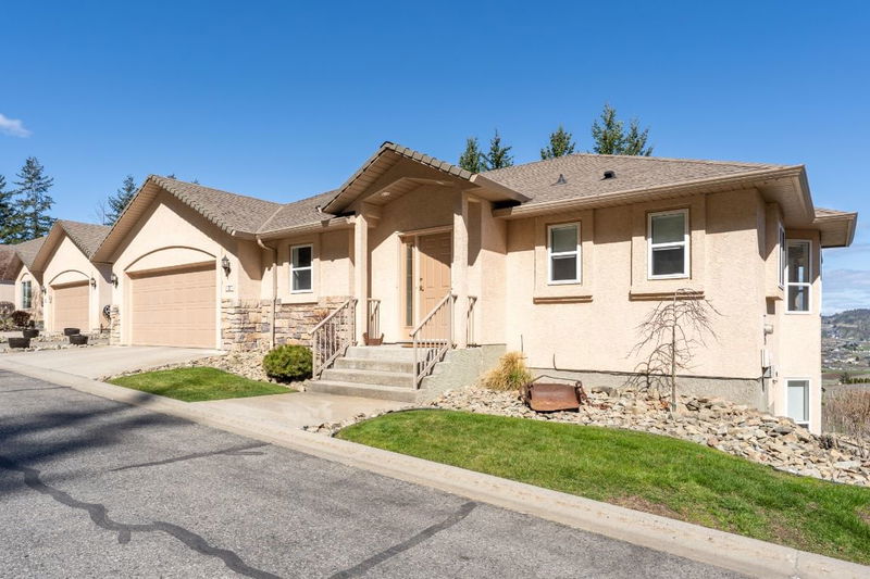 2300 Silver Place #2, Kelowna, British Columbia
