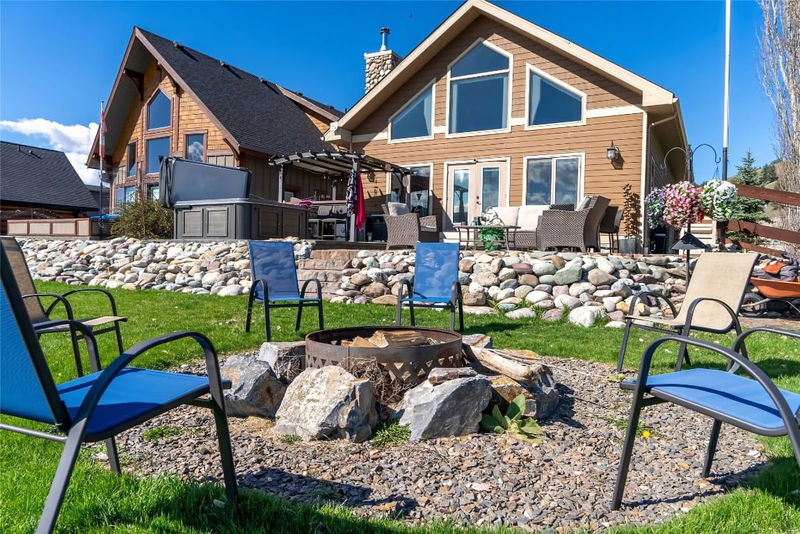 1602 Koocanusa Lake Drive, Lake Koocanusa, British Columbia