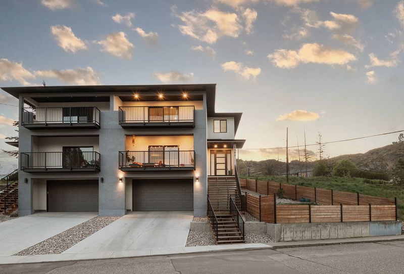 6390 Okanagan Street, Oliver, British Columbia