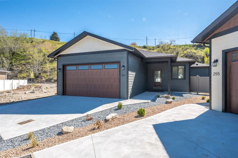 261 Bentgrass Avenue, Oliver, British Columbia