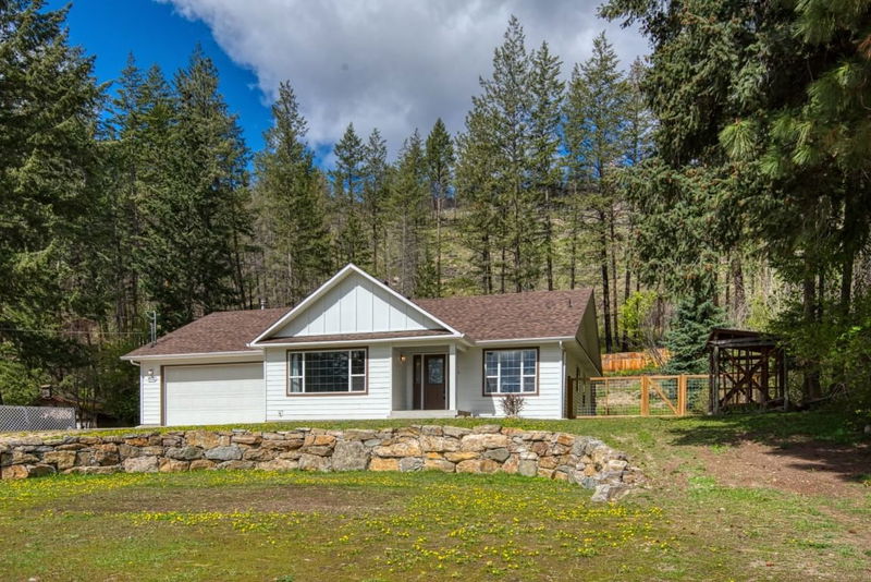 9532 Houghton Road, Vernon, British Columbia