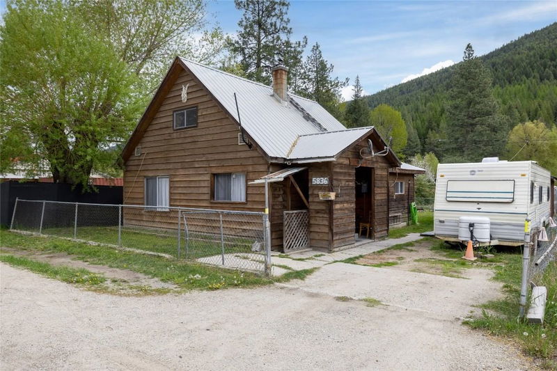5836 33 Highway, Beaverdell, British Columbia