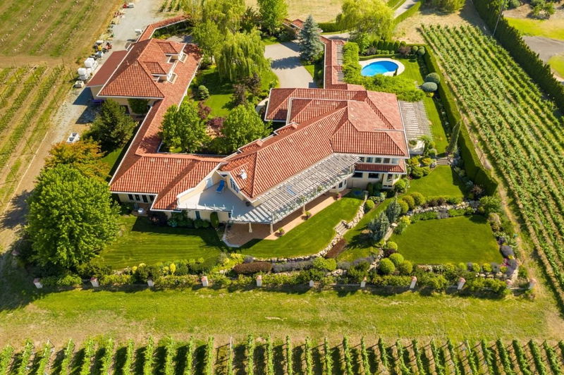 3240 Pooley Road, Kelowna, British Columbia