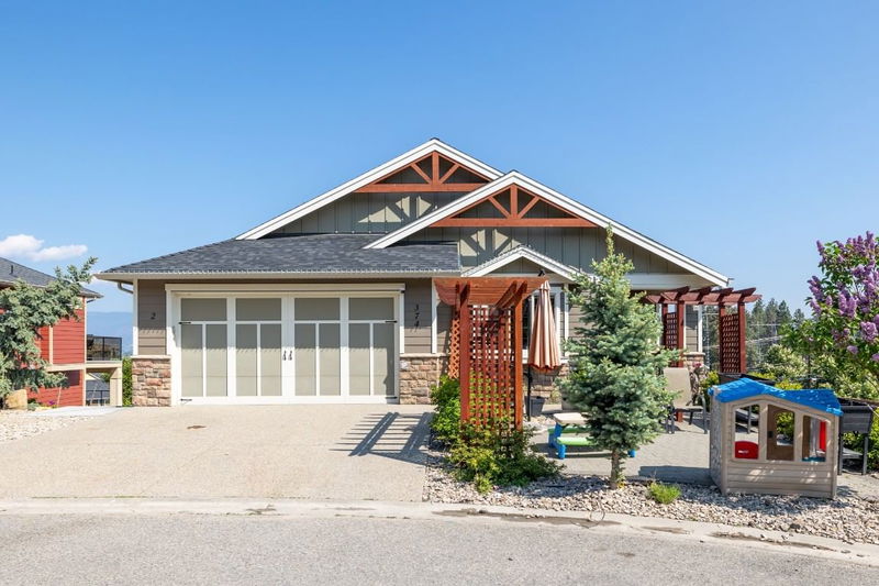 374 Trumpeter Court, Kelowna, British Columbia