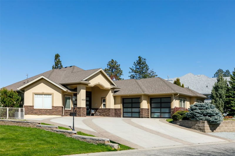 4828 Carmel Crescent, Kelowna, British Columbia