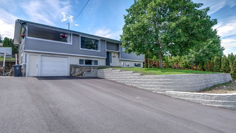2214 Lynrick Road, Kelowna, British Columbia