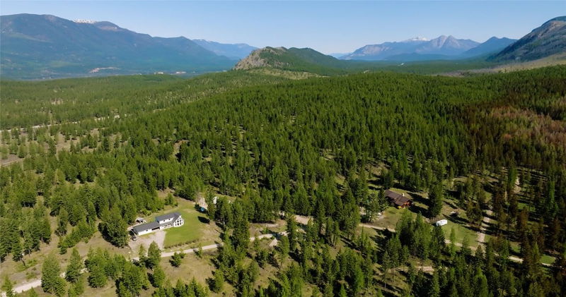 3200 Highway 93/95 Highway, Canal Flats, British Columbia