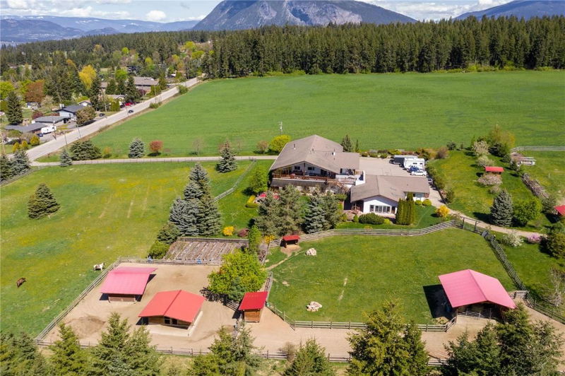 2190 30 Street NE, Salmon Arm, British Columbia