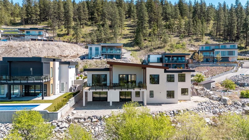 2835 Outlook Way, Naramata, British Columbia