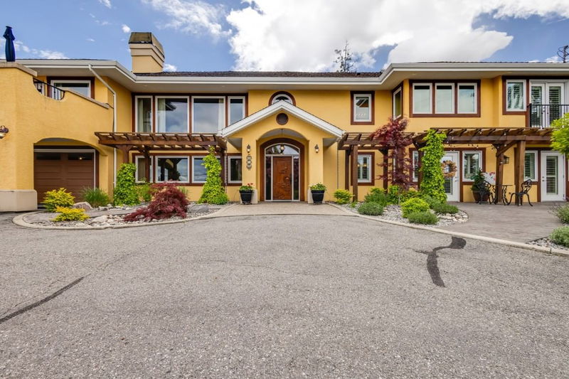 471 Okaview Road, Kelowna, British Columbia