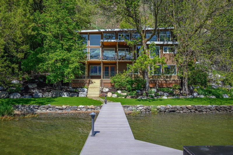 8280 Tronson Road, Vernon, British Columbia