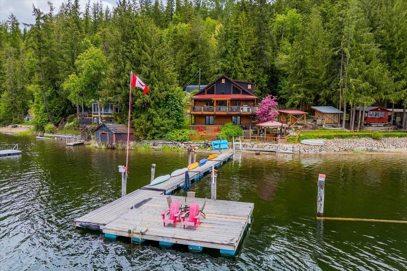 3546 Mabel Lake Road, Lumby, British Columbia