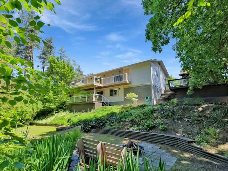 1766 Garner Road, Kelowna, British Columbia