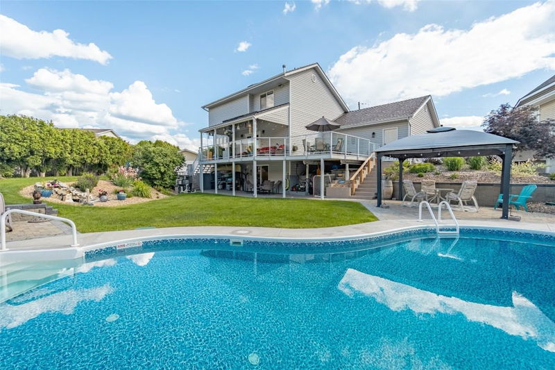 5896 Fairview Place, Oliver, British Columbia