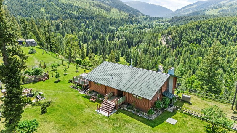2673 Agate Bay Road, Barriere, British Columbia