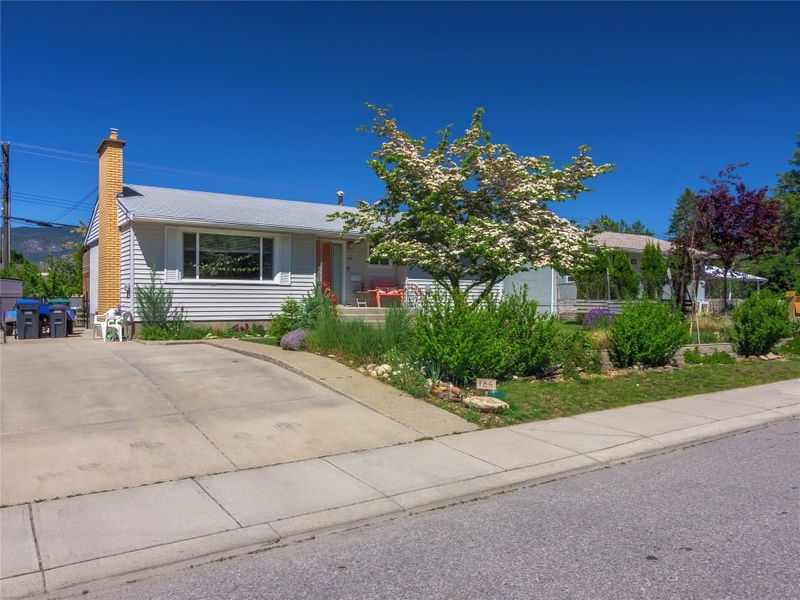186 Mcpherson Crescent, Penticton, British Columbia