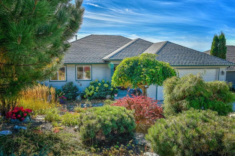 1681 Large Avenue, Kelowna, British Columbia