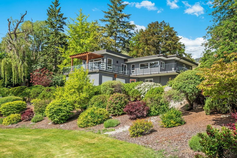 220 West Bench Drive, Penticton, British Columbia