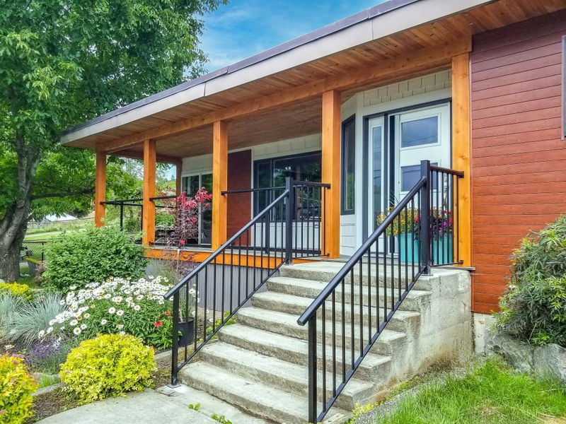 8804 Okanagan Landing Road, Vernon, British Columbia