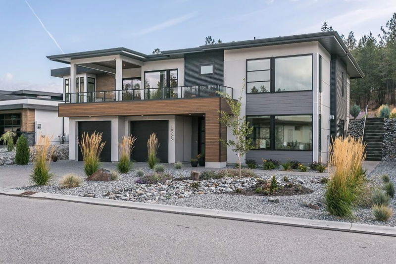 10225 Beacon Hill Drive, Lake Country, British Columbia