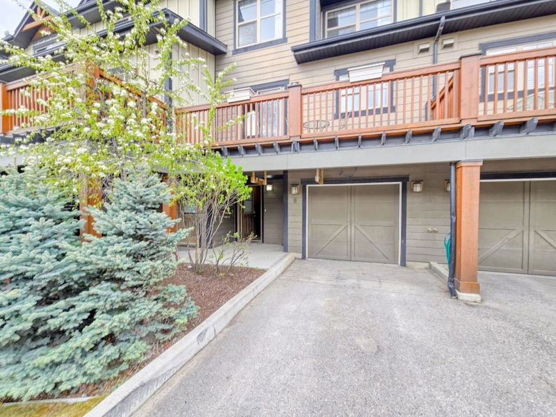 1000 9th Street #8, Invermere, British Columbia